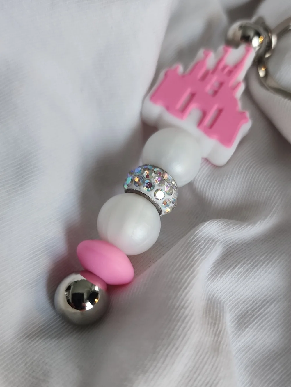 🆕️Pink Castle Decorative Keychain - Picture 3 of 7